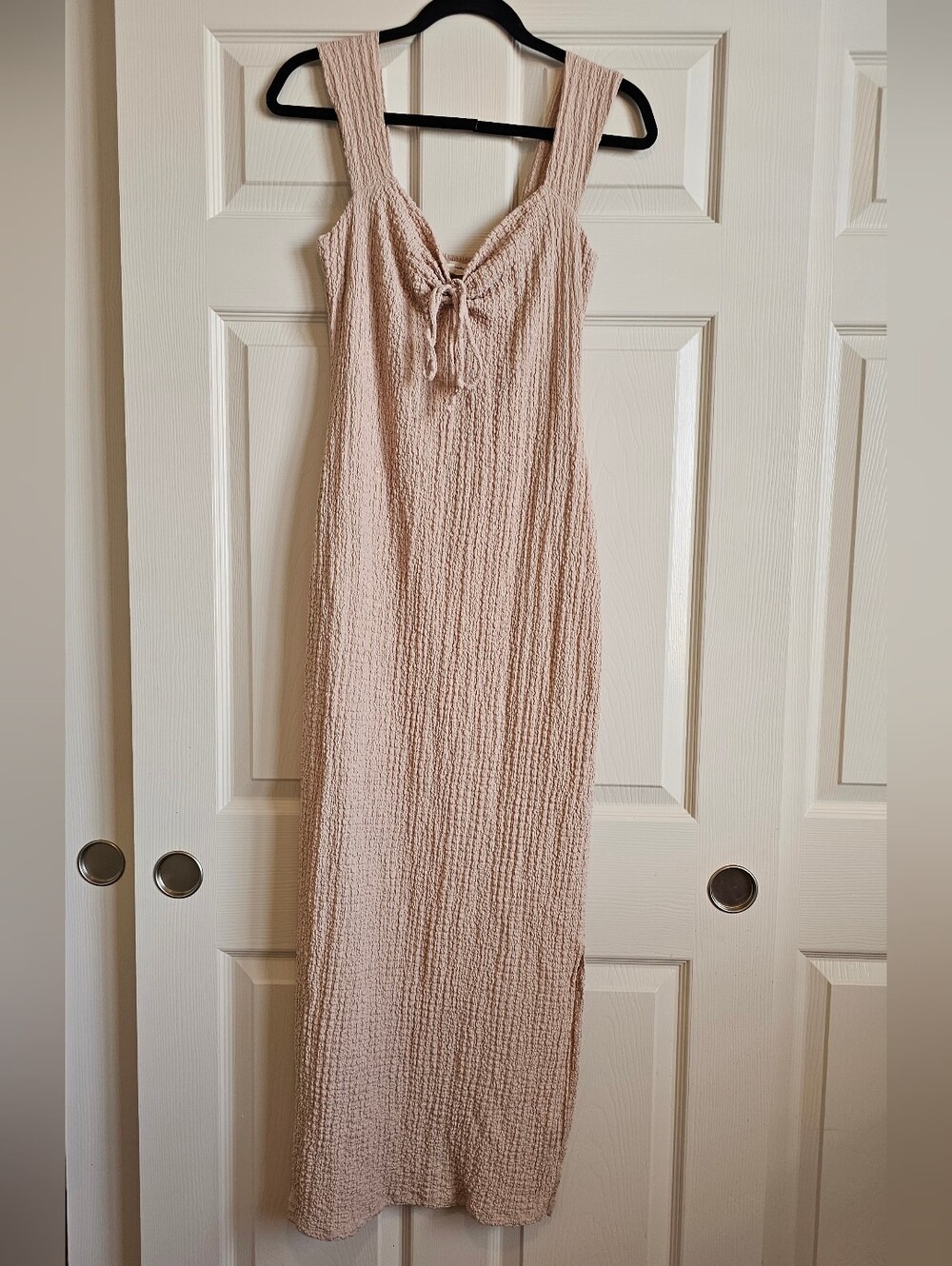 Sleeveless Tie-Front Maxi Dress in Blush Pink